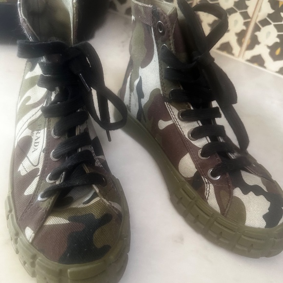 Prada high top camo sneakers - Picture 2 of 5